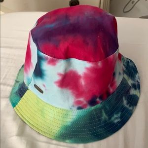 Tie dye bucket hat